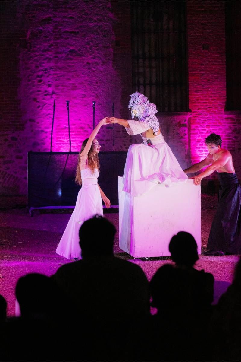 Leonardo Arte Mirabilia Festival: quando il territorio diventa spettacolo 25 6a99638f8b138