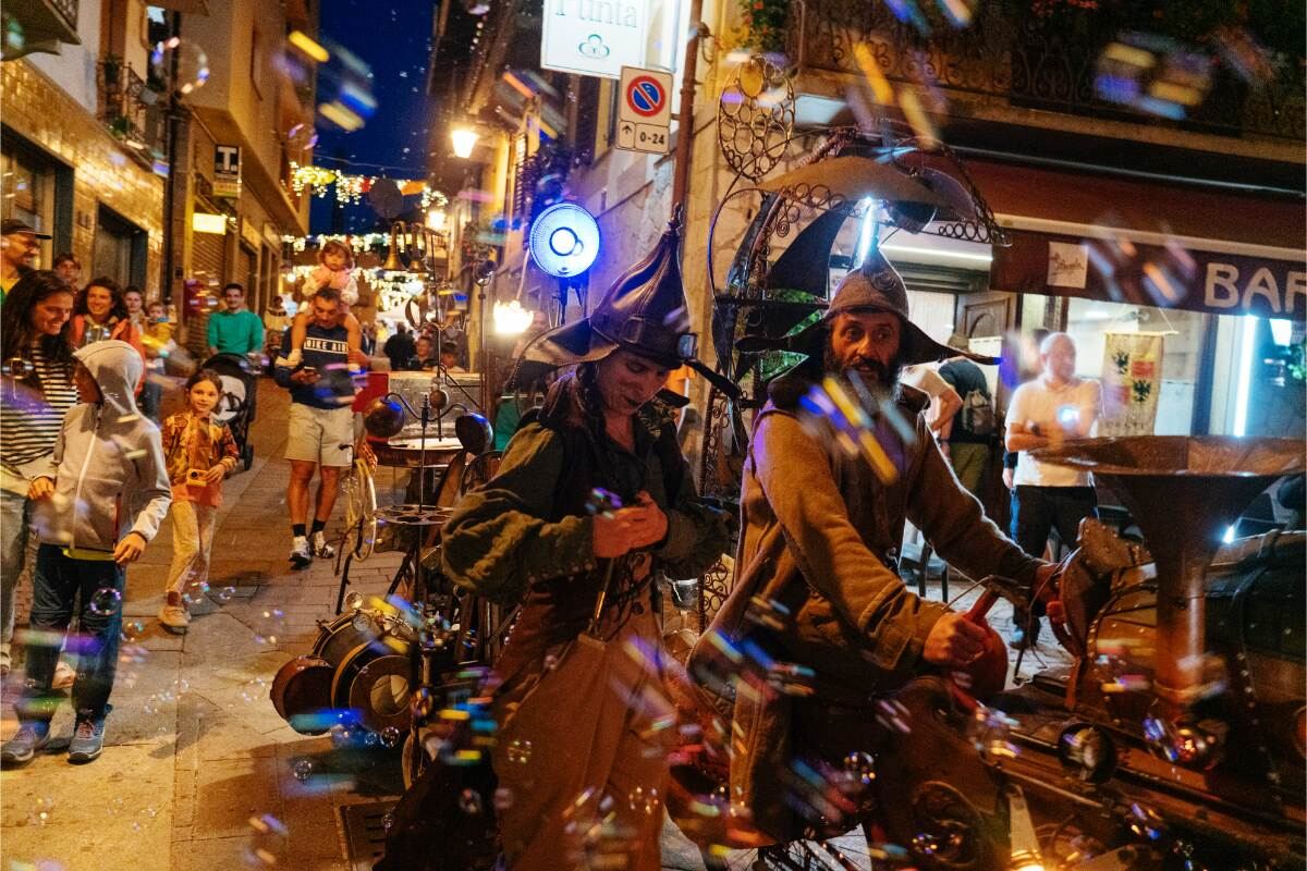 Leonardo Arte Mirabilia Festival: quando il territorio diventa spettacolo 58 6a8d8614dd9bb