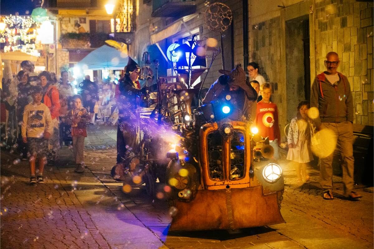 Leonardo Arte Mirabilia Festival: quando il territorio diventa spettacolo 62 6a8d8614dd9bb